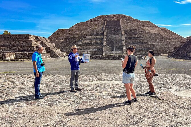 Teotihuacan Early Access Guided Tour with optional Lunch - The morning ride from central Mexico City