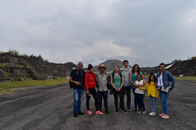 Teotihuacan Early Morning Tour: Avoid Crowds, & Expert Guide - Walking Through a 2,000-Year-Old City