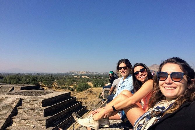 Teotihuacan Early Morning Tour: Avoid Crowds, & Expert Guide - Obsidian, Textiles, Agave, and Mezcal