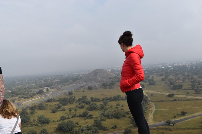Teotihuacan Private Tour with Expert Guide & Cultural Insights - Private transport, lunch, and the real value of $140