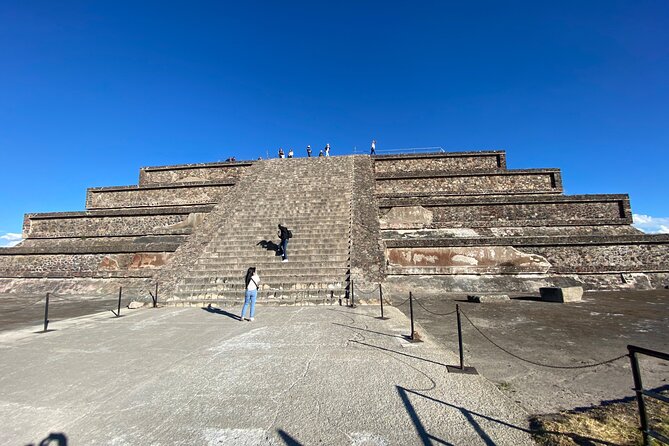 Teotihuacan Pyramids VIP Tour without Commercial Stops - Entering Teotihuacan at the Temple of Quetzalcoatl