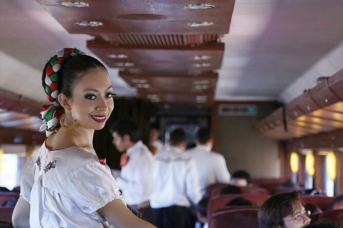 Tequila Day Trip from Guadalajara with Jose Cuervo Express Train - Mariachi, folkloric music, and the traditional toast