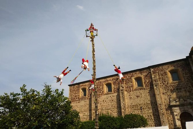 The Fire TOUR - Pyramids, Volcanoes, Agaves & Tequila - Tequila town: cobblestones, plazas, and free time