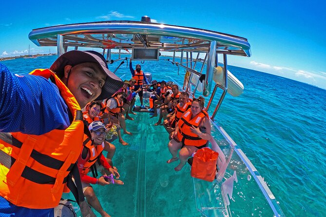 Tour Isla Mujeres excursion in Collective Transparent Boat - Why the transparent boat is the main attraction