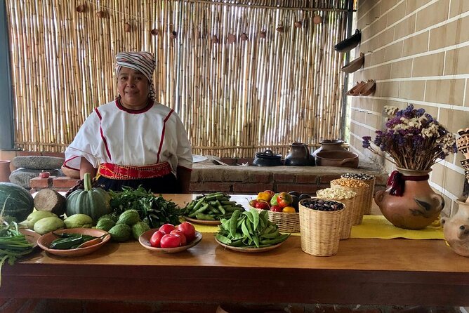 Traditional Cooking Class with Minerva Lopez - Key points at a glance