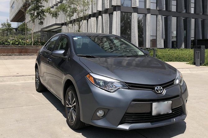 Transfer by car to or from Guadalajara Airport - Who will get the most from this transfer?