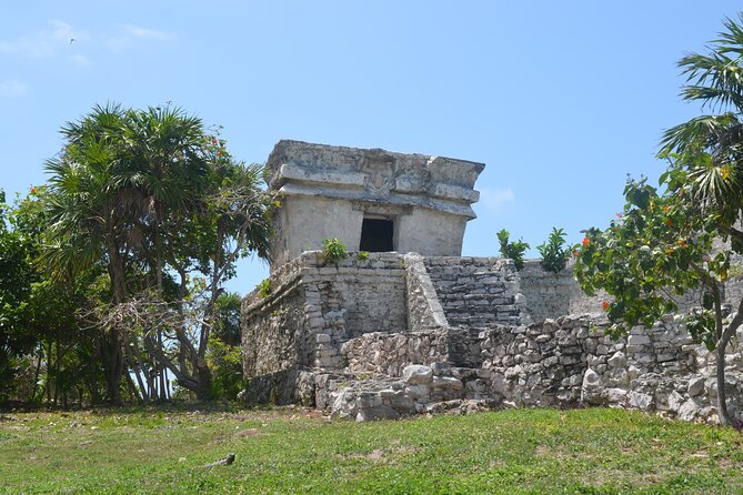 TULUM 4x1 : Archaeological Site, Cenote, 5th Avenue and lunch - What this Cancun day trip really includes