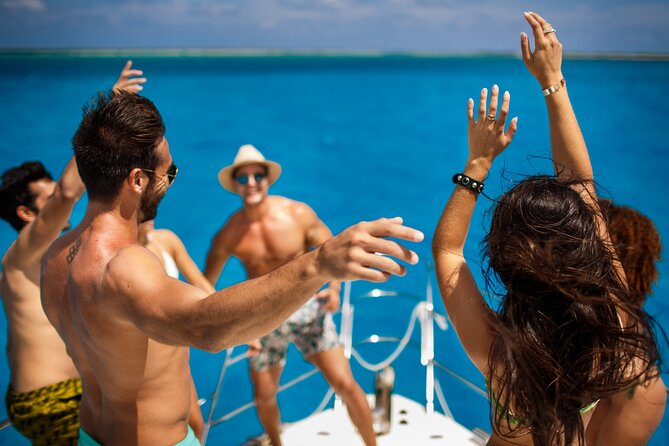 Tulum Luxury Escape – 4h All Inclusive on 43' Private Yacht - Snorkeling and paddleboarding without extra rentals