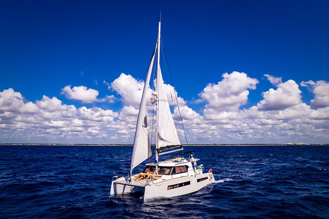 Tulum: Luxury Sail & Snorkel – All Inclusive 34' Catamaran - Setting Sail From Puerto Aventuras Marina