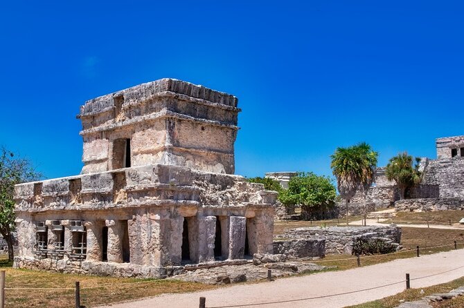 Tulum Mayan Ruins and Cenote Swim from Cancun - Guides can make or break the history lesson