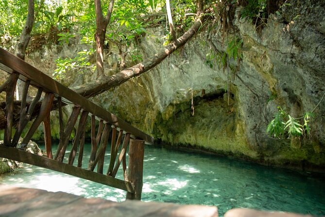 Tulum Ruins and Cenote Guided Tour, from Cancun - The Caribbean view is part of the attraction