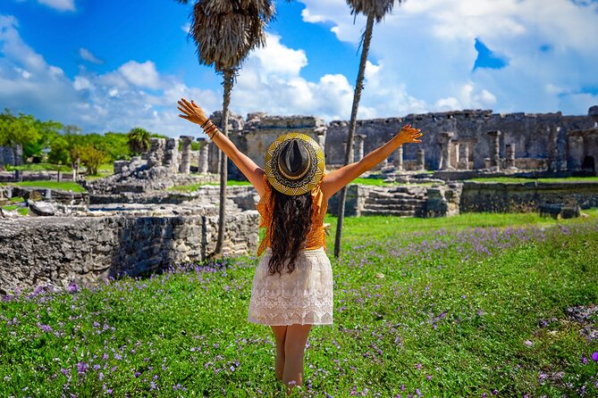 Tulum Ruins Guided Tour from Cancun and Riviera Maya - The first challenge is getting there