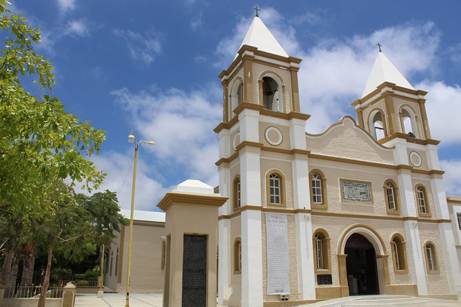 Two Capes City Tour - Plaza Mijares and the quieter side of Los Cabos