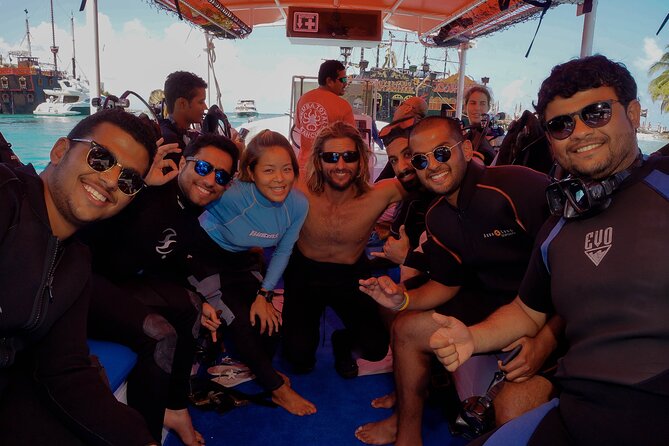 Two Reefs For Certified Divers in Cancun - Why the small group matters