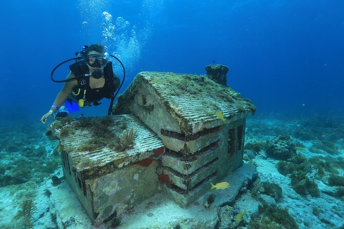 Two Tanks Scuba Diving for Beginners in Cancun - Why the small group makes a difference