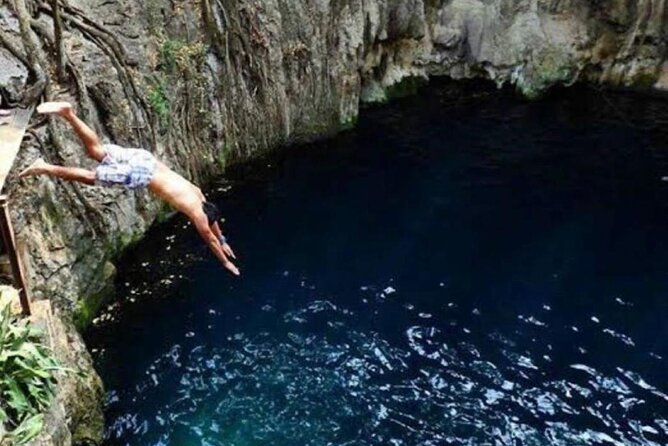 Uxmal, two Amazing Cenotes & Local Food Tour from Mérida - San Antonio Mulix: a cave cenote in a different mood