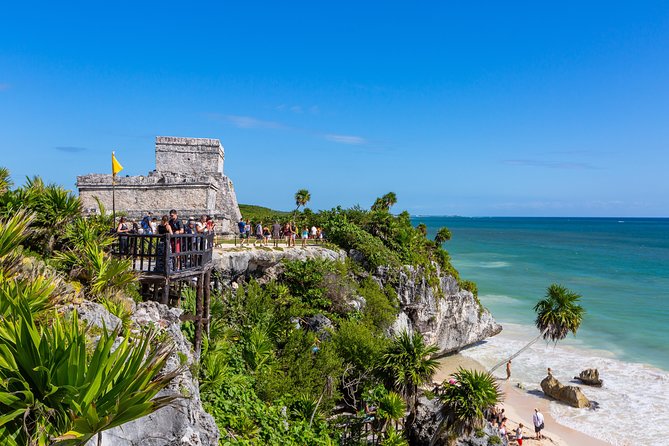 The Tulum ruins on the cliff above the Caribbean