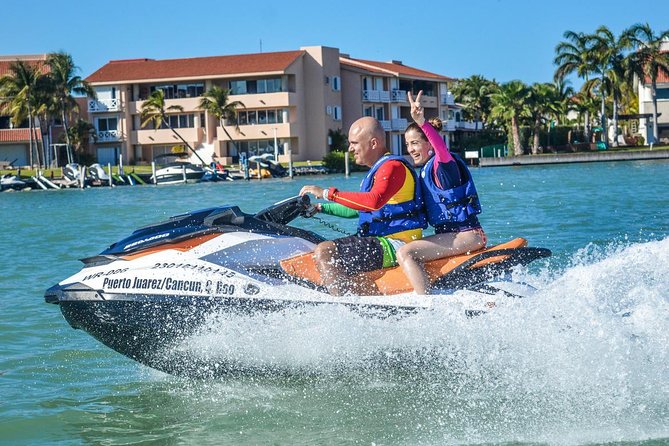 Waverunners Rentals in Cancun - Riding across Nichupte Lagoon
