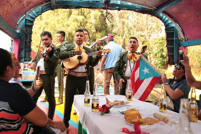 Xochimilco, Coyoacan and Frida Kahlo with Optional Lunch - Choosing between Casa Azul and Casa Kahlo