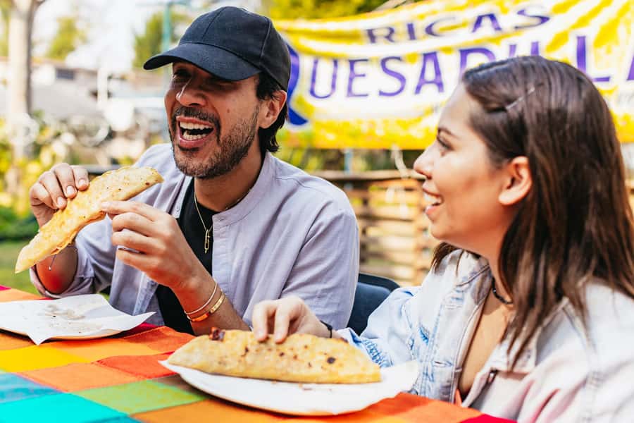 Xochimilco: traditional boat tour, culture, and fun. - What to bring for a comfortable ride