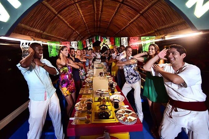 Xoximilco: Boat Fiesta Tour, Tasting, Tequila Bar and Transport - The Food: A Broad Mexican Tasting Menu
