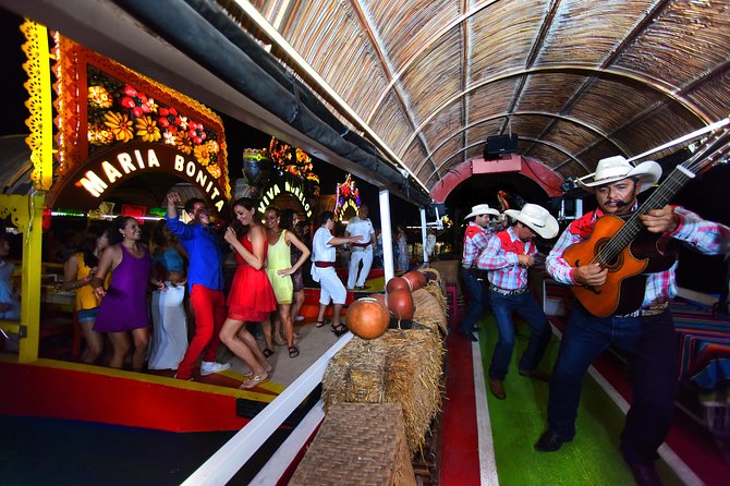 Xoximilco Ticket: Boat Fiesta, Traditional Tasting & Tequila Bar - What you eat during the three-course tasting