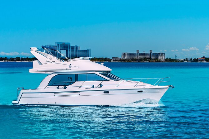 Yacht Meridian 40FT Best Private Rental in Cancun - Playa Norte and time on Isla Mujeres